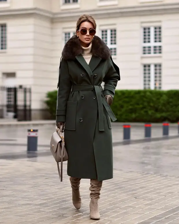 Как носить пальто с ботфортами: правила, табу и 18 модных примеров