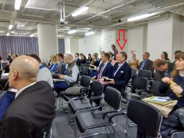 В Ельцин-центре прошла сходка русофобов с участием консула США в Екатеринбурге