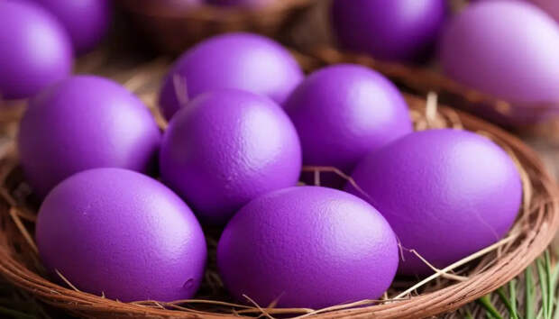 Сиреневые яйца на Пасху без всякой химозы: секретный ингредиент, который обычно выбрасывают