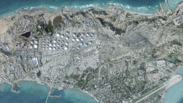 США не стали атаковать нефтяные объекты Ирана на острове Харк