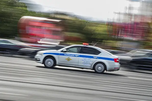 В Королёве водитель уходил от полицейской погони и протаранил восемь машин