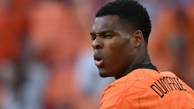 «Интер» заинтересован в приобретении футболиста сборной Нидерландов Дюмфриса