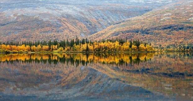 5 красивейших озер России, которые должен увидеть каждый