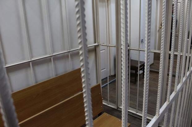 Жительница Магнитогорска оплатила заказ шкафа но мастер сел в тюрьму