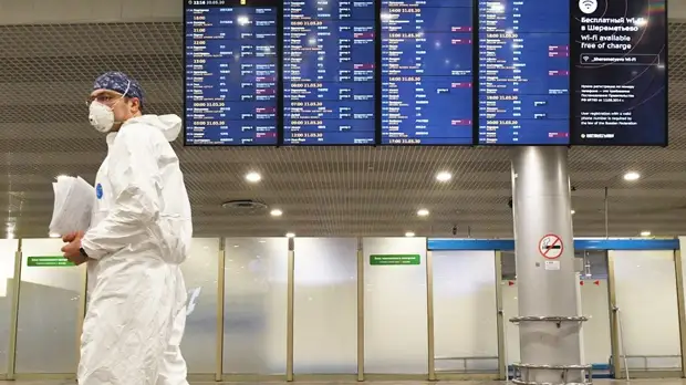 «Штаммовая принадлежность устанавливается»: у девяти вернувшихся из ЮАР россиян выявлен коронавирус