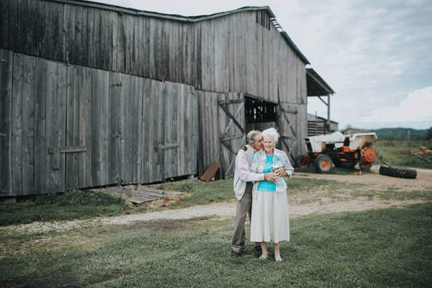 Фотосессию решили провести на ферме, на которой живут Олли и Дональд. Фото: Paige Franklin.