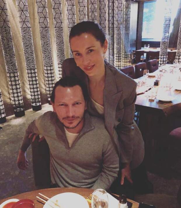 Юлия с супругом банкиром Артемом Козовым Фото Социальные сети