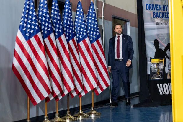 Отказ США от прямых поставок оружия Киеву назван очередным достижением Трампа