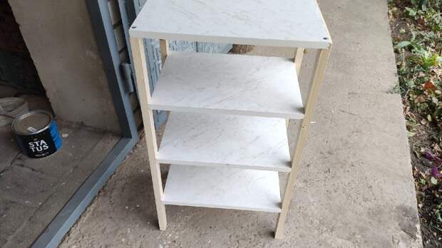 Всем привет! Мне давно нужна была небольшая тумбочка около своего кресла, чтобы складывать туда всякие мелочи: подзарядку, пульты, очки, блокнот, ручки, т. е. все, что нужно для приятного вечера.-2-2