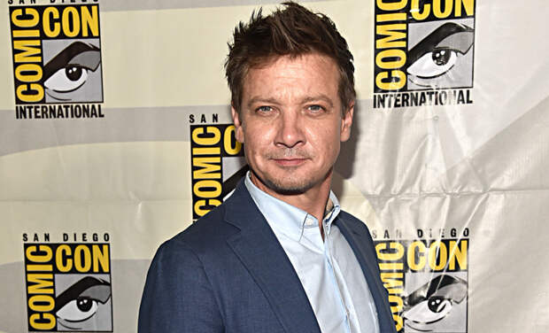 Джереми Реннер шесть лет судится с бывшей женой за право опеки над дочерью