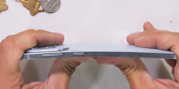 Galaxy S25 Edge прочность
