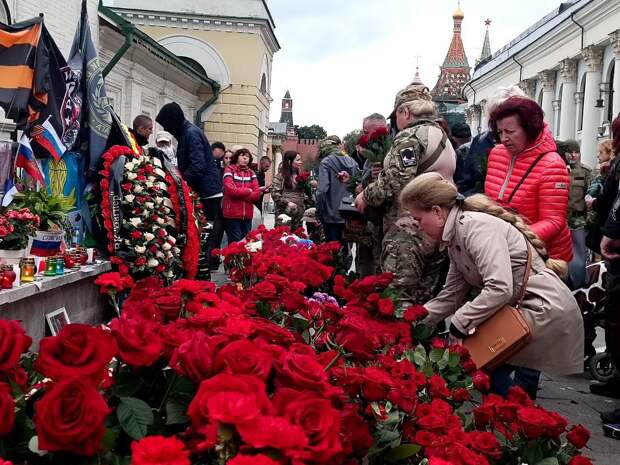 Сорок дней.