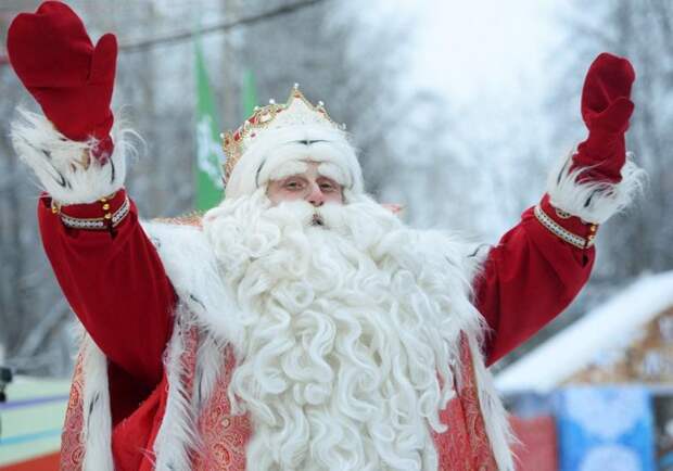 Дед Мороз — пьяница и развратник. Если верить западным СМИ