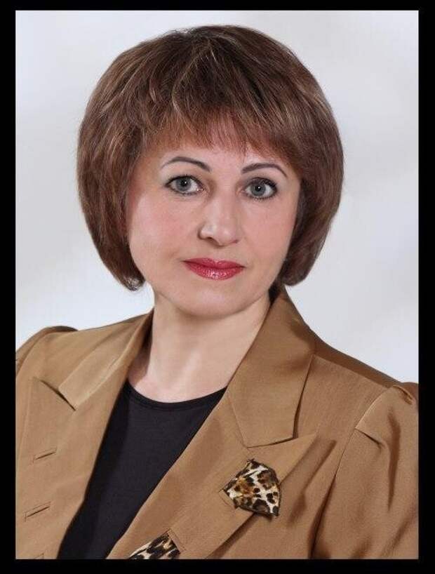 Погибла под колесами своей иномарки