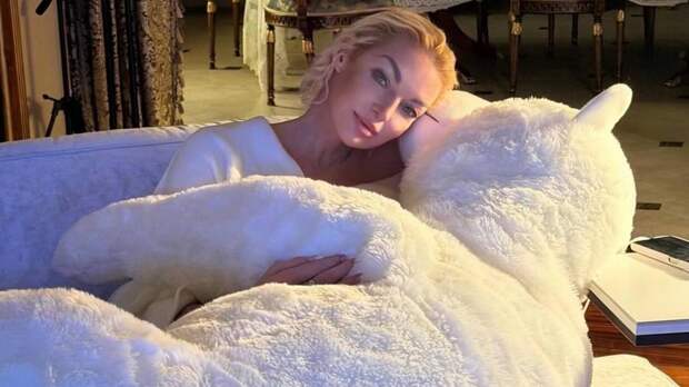 Волочкова раскрыла: за что полюбила бедных кавалеров