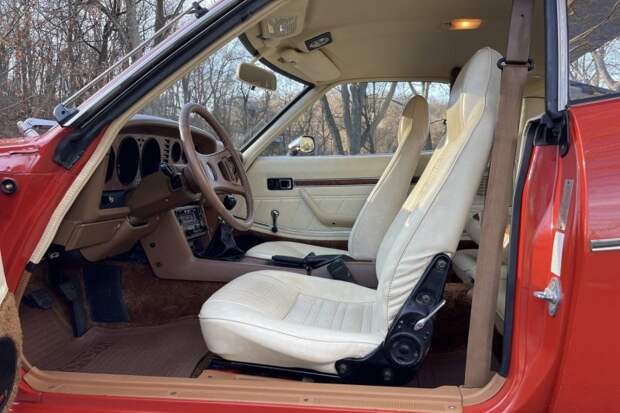 Подарок любящей жены: Toyota Celica 1976 года за 62 000 долларов