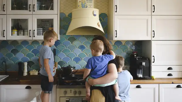 Более 1,8 тысячи врачей Подмосковья получили компенсации за съёмное жильё