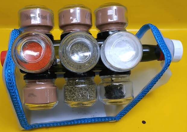 Креативное использование простых маленьких баночек, а главное какая полезная идея
