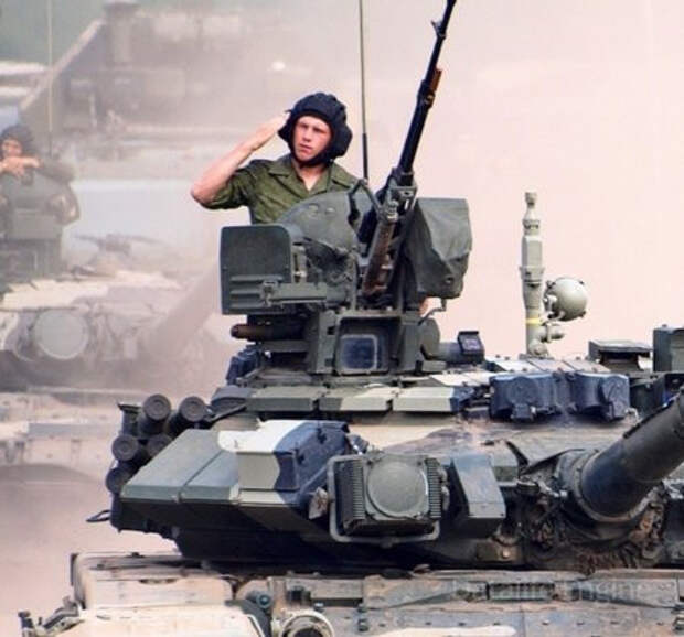 Когда День танкиста в 2022 году в России: какого числа, как празднуют