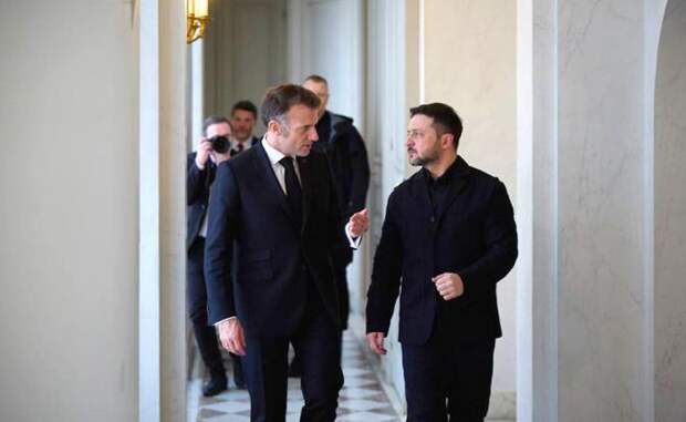 Зеленский: «Я как сын Трампу. Только он меня не очень любит, ругает и обзывает»