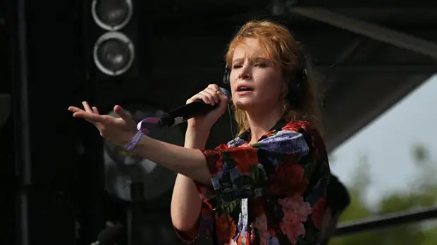 Певица Монеточка назвала причину отмены концерта в столичном клубе