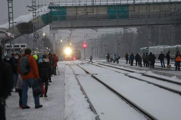 Первые жители Новосибирска 1 января поехали на электричках по единому тарифу