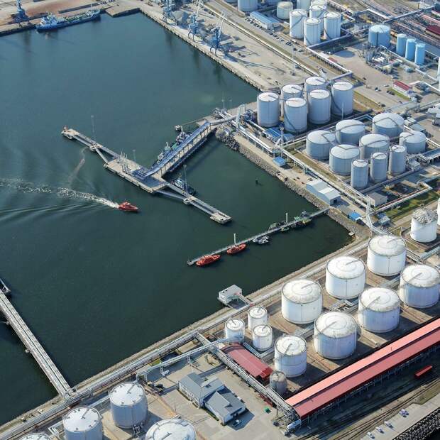 Таможня Эстонии не нашла нарушений в транзите нефтепродуктов из Белоруссии  - 01.02.2022, Sputnik Литва