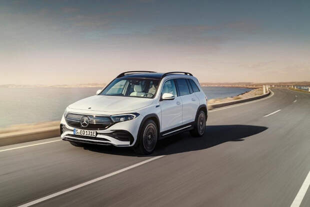 Тысячи премиальных Mercedes-Benz оказались небезопасными, есть случаи возгорания. Компания поменяет батареи в Mercedes-Benz EQB