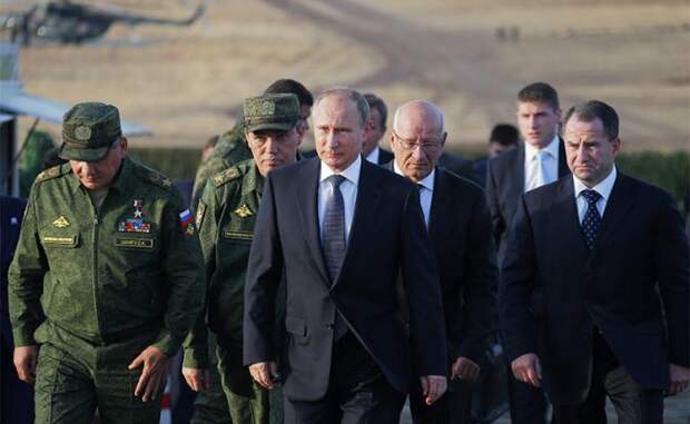 Запад проигрывает Путину холодную войну