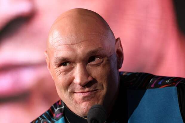 Фьюри оказался тяжелее Махмудова на официальном взвешивании в Лондоне