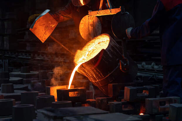 РИА Новости: Россия вернулась в число крупнейших поставщиков металлов в ЕС