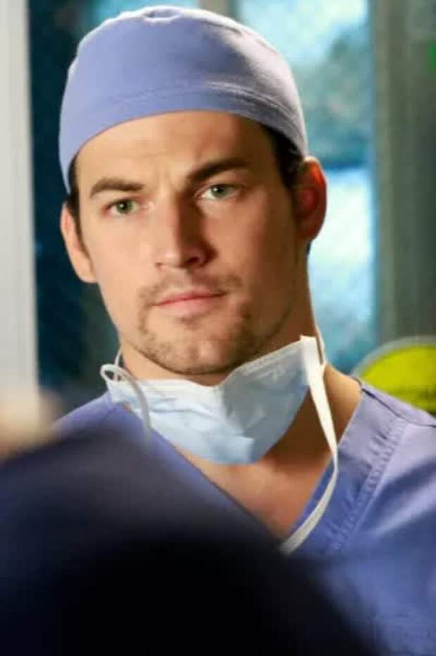 Andrew Deluca - Tall - Grey's Anatomy Season 13 Episode 12