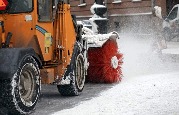 Россиянам объяснили, кто должен чистить дорогу от снега в СНТ