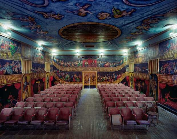 opera_theatre01.jpg