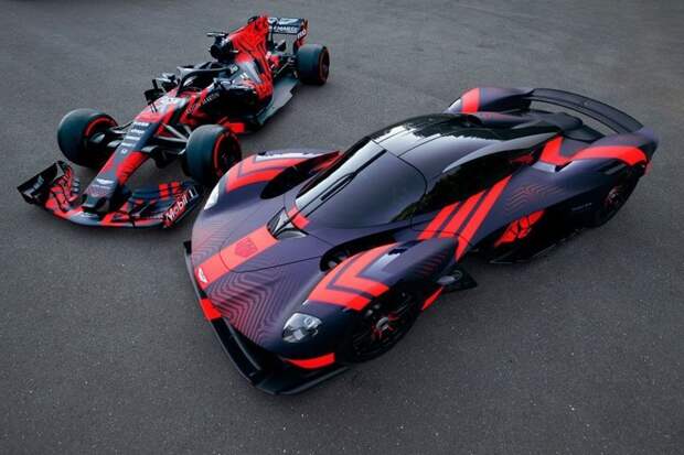 Aston Martin Valkyrie, разработанный в сотрудничестве с Red Bull Racing, впервые появился на публике Aston Martin Valkyrie, aston martin, red bull, авто, автомобили, гипрекар, суперкар, формула 1