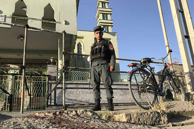 Смертник взорвал 30 человек в шиитской мечети в Кабуле