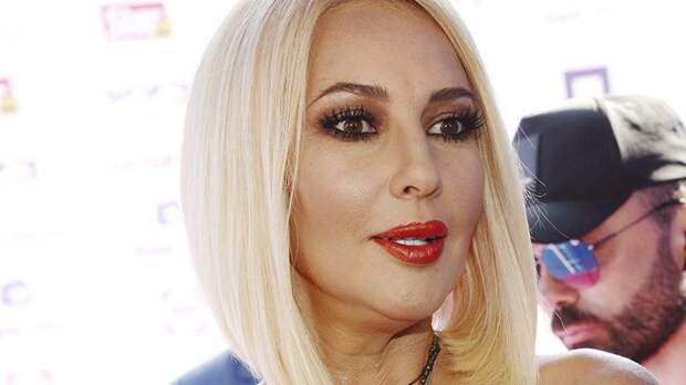 Лера Кудрявцева поделилась темами ночных разговоров с Юрием Шатуновым