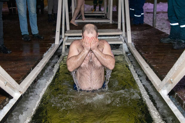 Тульский врач Морозова рассказала, кому стоит отказаться от крещенских купаний