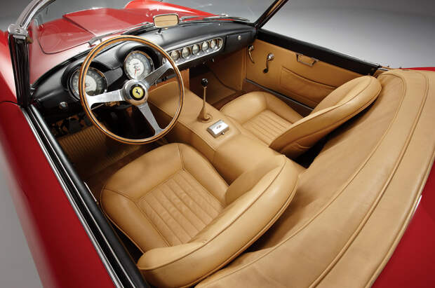 1961 Ferrari 250 GT SWB California Spider 1961 Ferrari 250 GT SWB California Spider