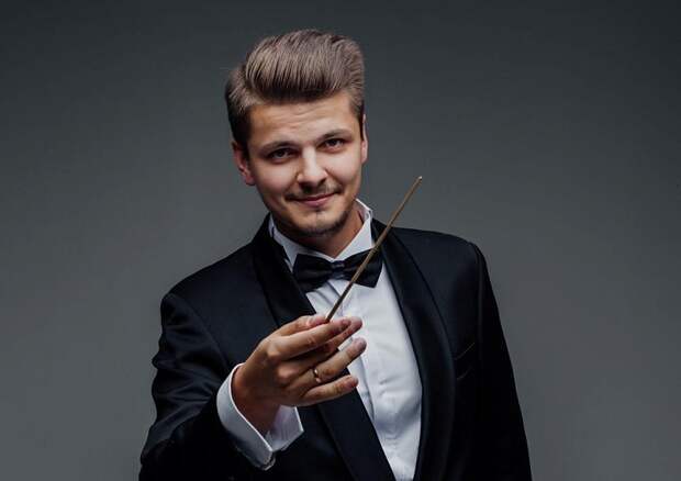 Николай Абрамов начал работать на должности второго дирижёра Тюменского филармонического оркестра