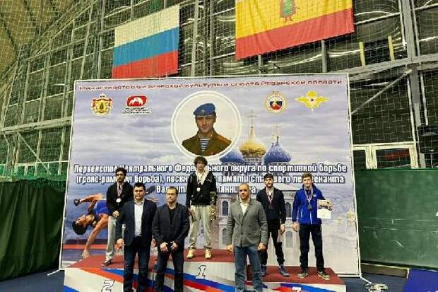 Тамбовские спортсмены заняли призовые места на первенстве ЦФО по греко-римской борьбе