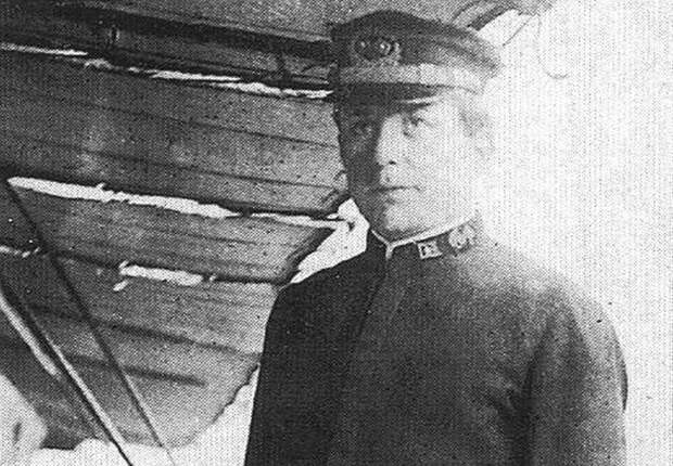 Капитан Джордж У. Уорли, командующий Циклопом