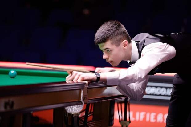 Шубарчик победил Сандерсона Лама и вышел в третий квалификационный раунд Чемпионата мира 2026