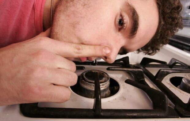 Захарова назвала Евгения Киселева киевскорежимным нюхачом