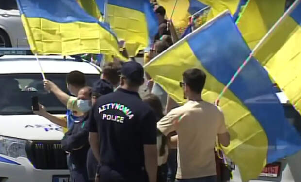 Администрация США собирается платить украинским беженцам за добровольную депортацию на родину