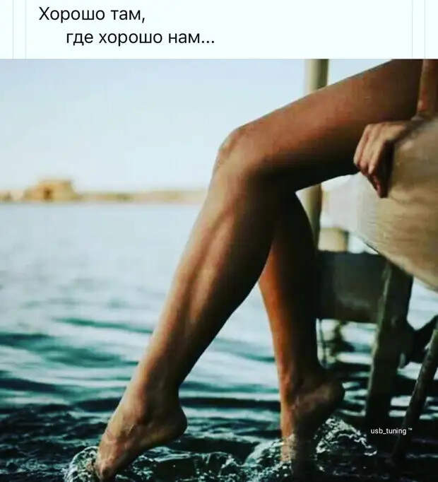 Понедельник. Утро. Похмелье. Мужчина подходит к зеркалу...