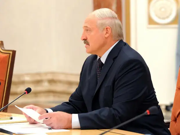 Лукашенко: Западу не удастся втянуть Белоруссию в конфликт на Украине