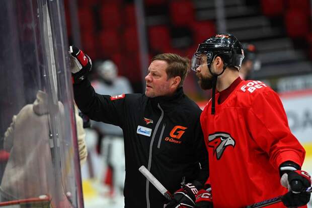 «Авангард» предлагал Курьянову работу в ВХЛ