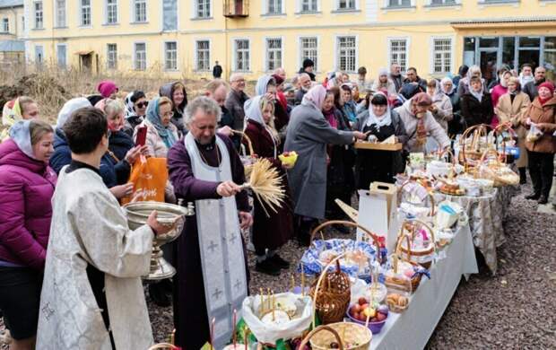 Как готовятся к Пасхе православные и католики