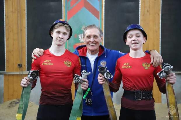 День физкультурника отмечают спортсмены и тренеры МЧС России